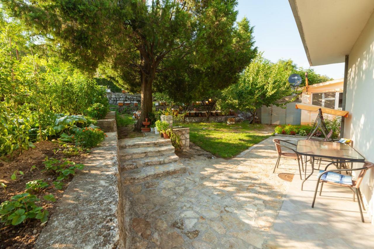 Honey Farm House Virpazar Exterior photo